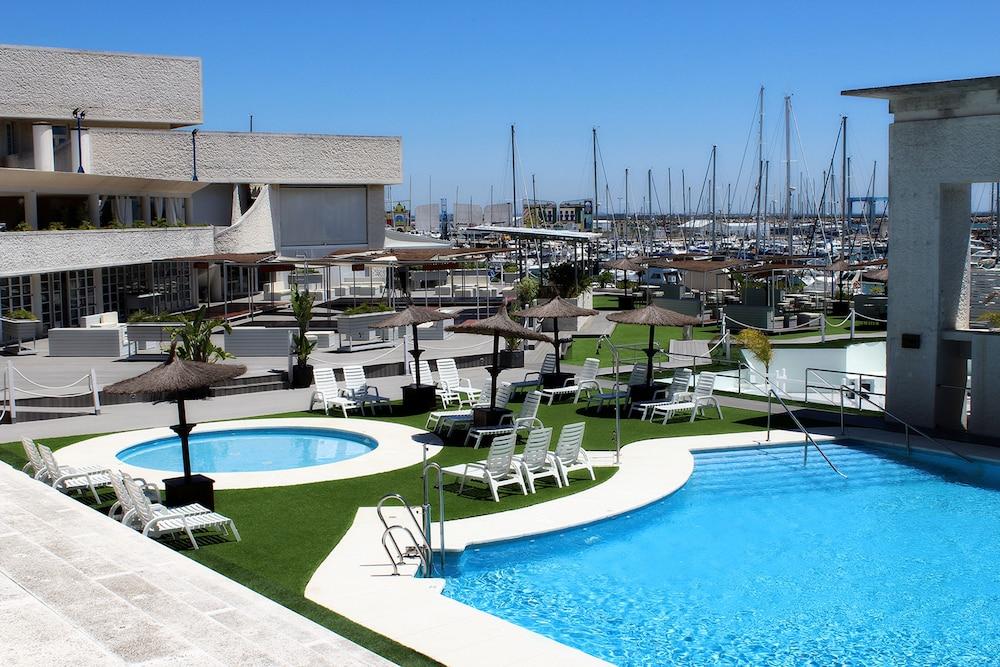 Suites Puerto Sherry El Puerto de Santa María Buitenkant foto